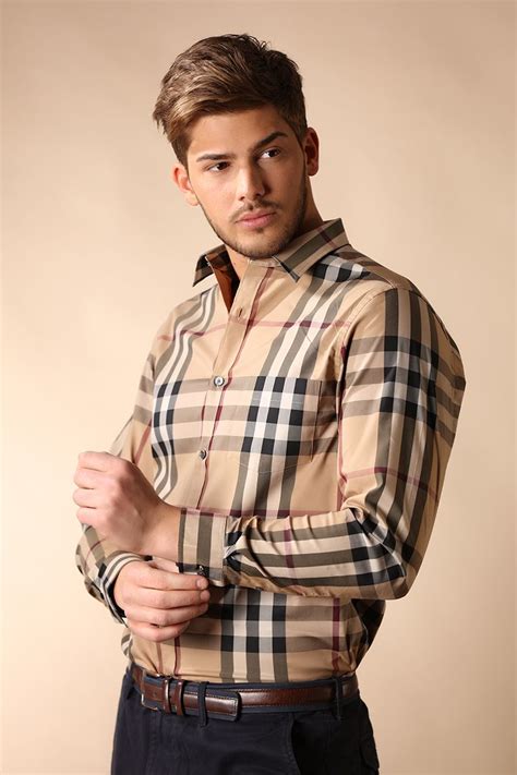 หมวกแค ป burberry|burberry clothing for men.